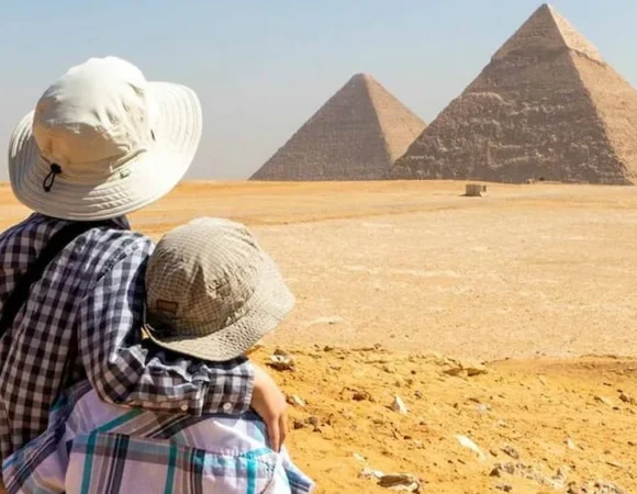2-Day Private Cairo Tour from Hurghada – Pyramids, Grand Egyptian Museum & Old Cairo