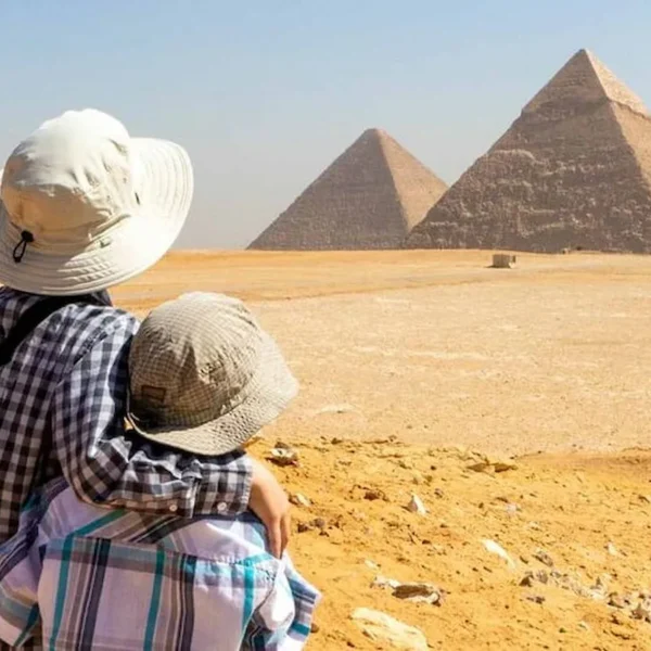 2-Day Private Cairo Tour from Hurghada – Pyramids, Grand Egyptian Museum & Old Cairo