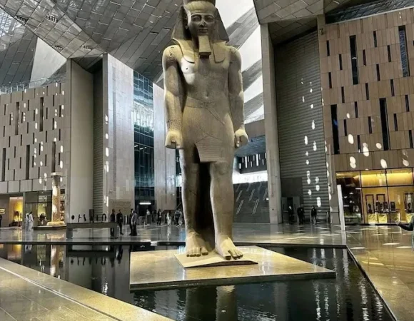 Grand Egyptian Museum, Giza Pyramids & Great Sphinx Small Group Tour from Hurghada (Max 8 Guests)