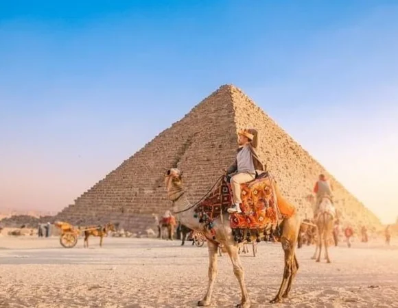 Day trip Sharm el Sheikh to Pyramids, Sphinx & Grand Egyptian Museum by Bus