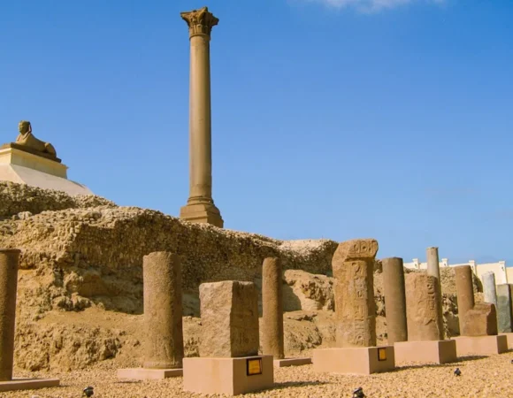 2 Days Cairo and Alexandria Tour by Car from Hurghada